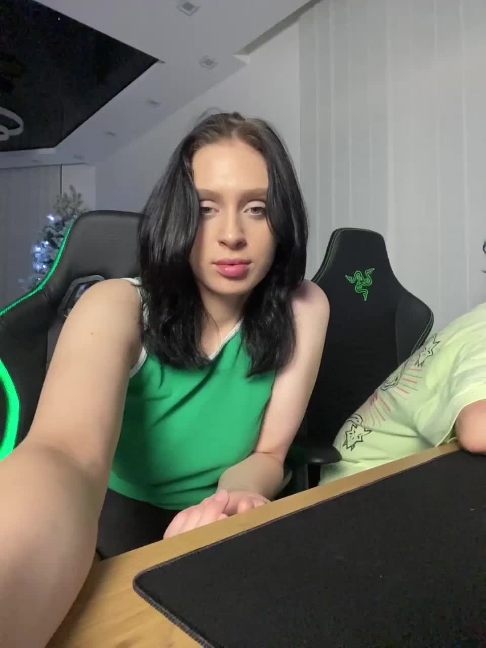 View or download file partynextnext on 2023-01-06 from bongacams