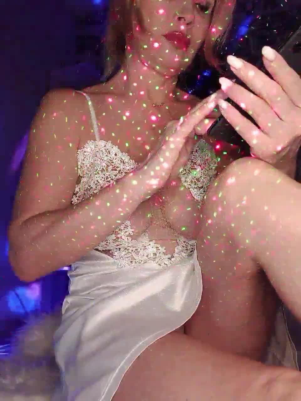 View or download file angelochek042 on 2023-01-07 from bongacams