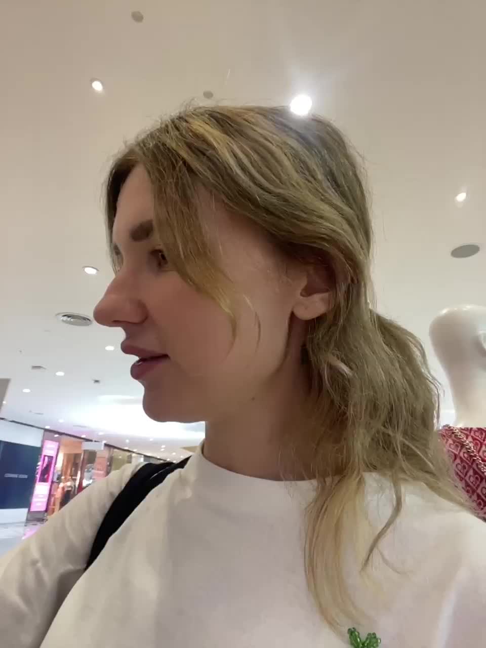 View or download file kirlove1 on 2023-01-07 from bongacams