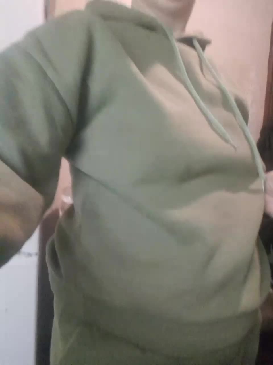 View or download file lizaluxer on 2023-01-07 from bongacams