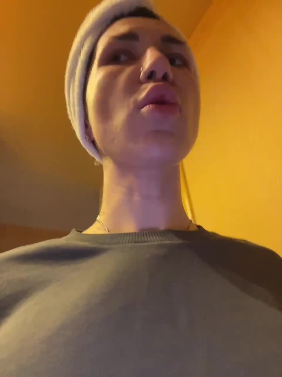 View or download file _ann_ on 2023-01-08 from bongacams