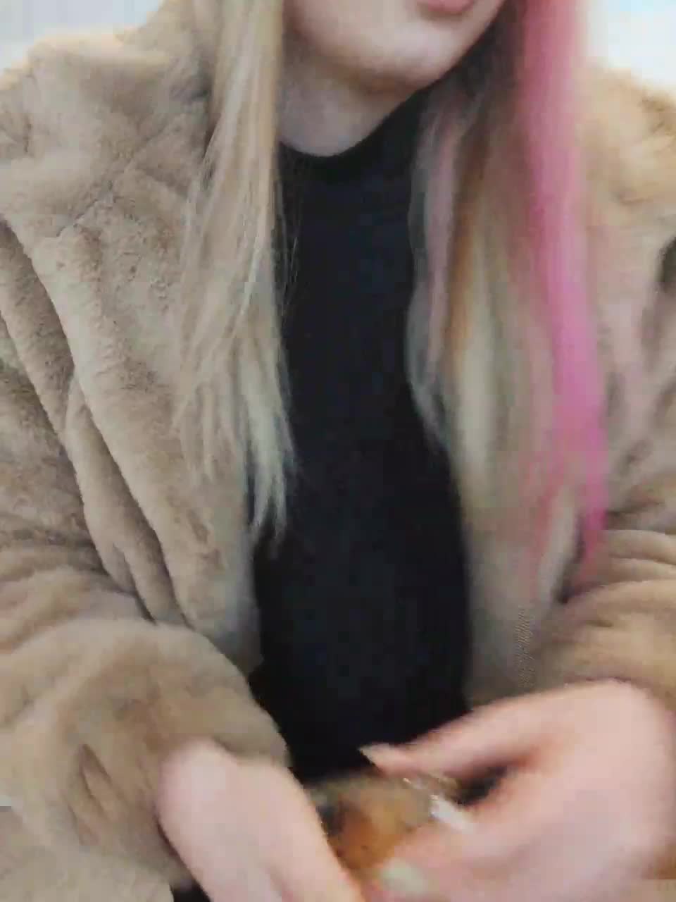 View or download file isabellast on 2023-01-08 from bongacams