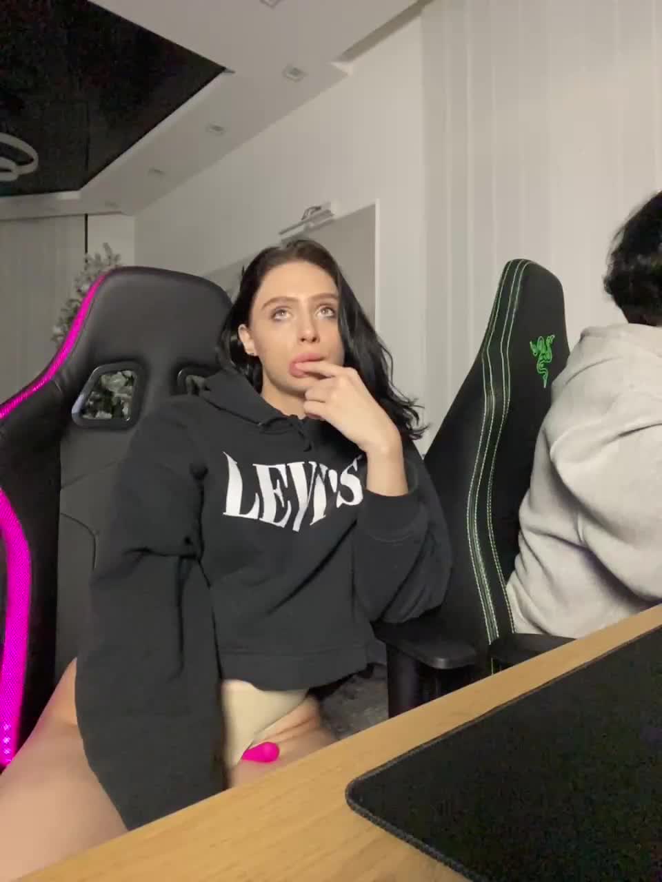 View or download file partynextnext on 2023-01-09 from bongacams