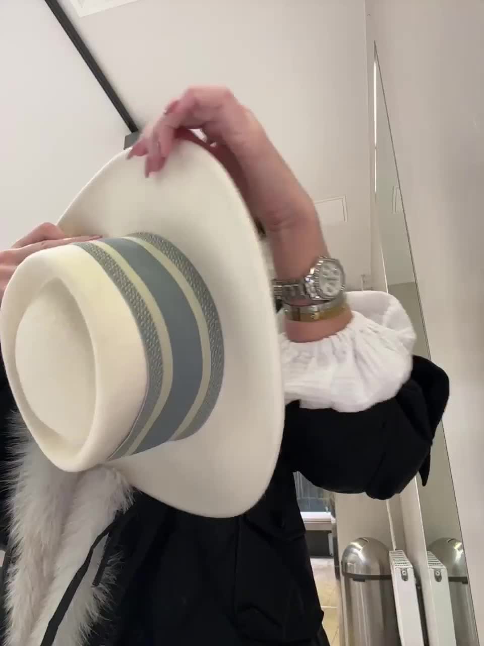 View or download file blondinochkaa on 2023-01-10 from bongacams