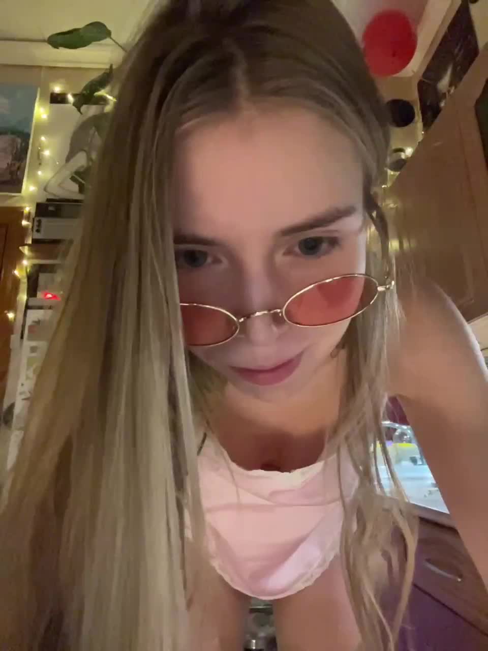 View or download file kika_co on 2023-01-10 from bongacams