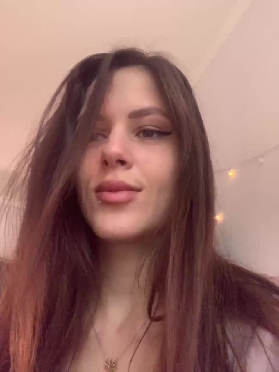 View or download file shawty420 on 2023-01-10 from bongacams