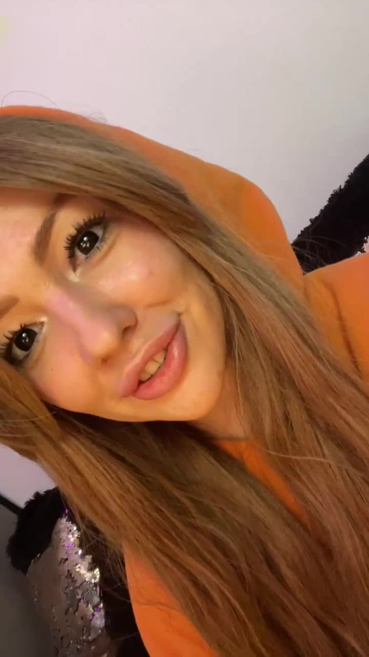 View or download file ladycharmer on 2023-01-11 from bongacams