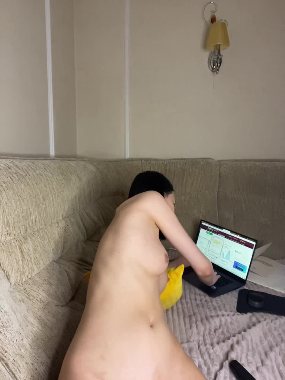 View or download file ulyaluxx on 2023-01-11 from bongacams