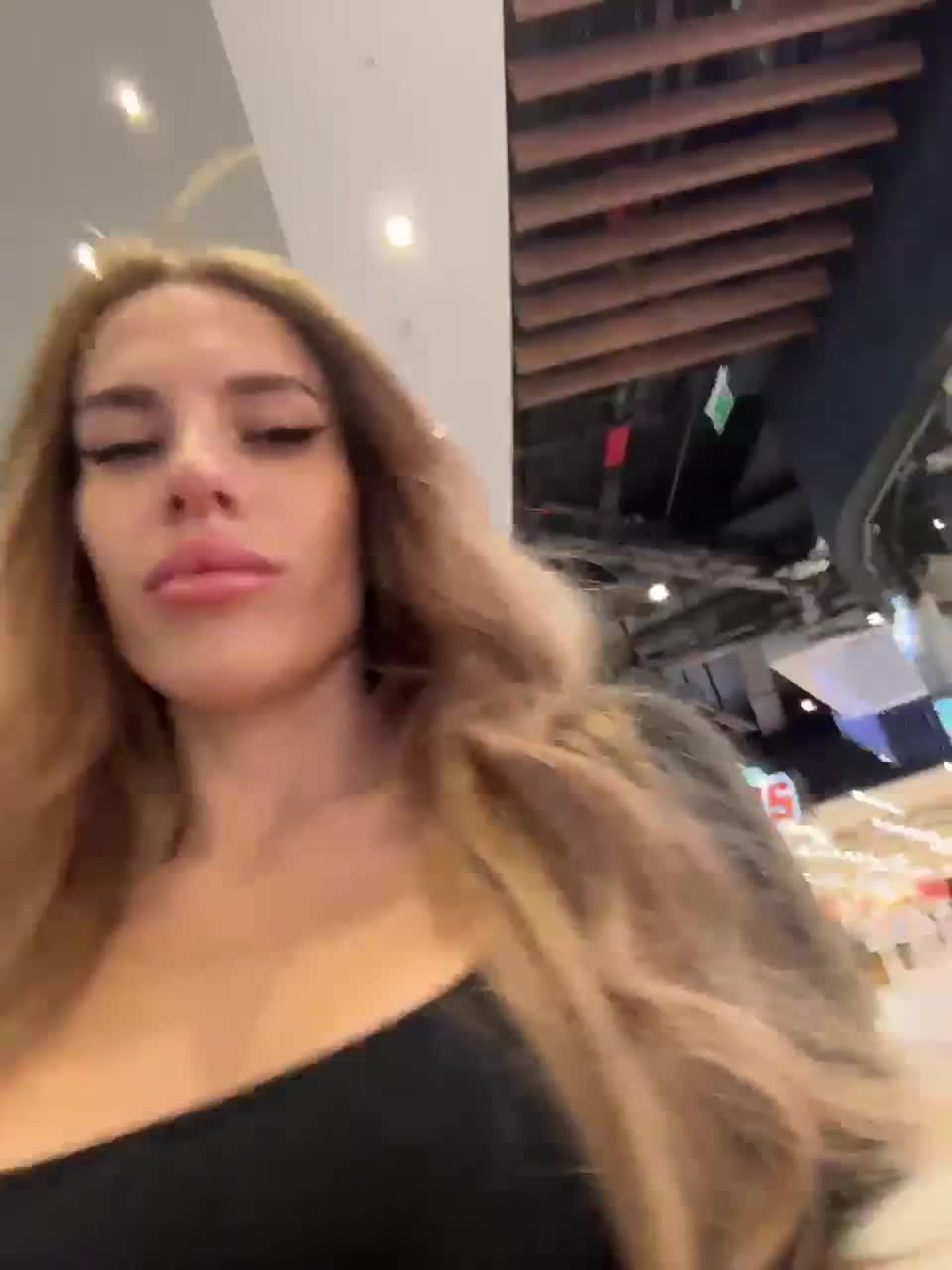 View or download file blondinochkaa on 2023-01-12 from bongacams