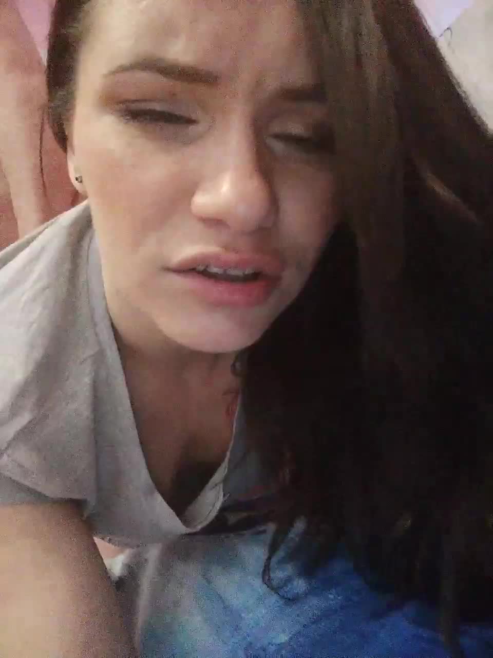 View or download file alex69alsu on 2023-01-14 from bongacams