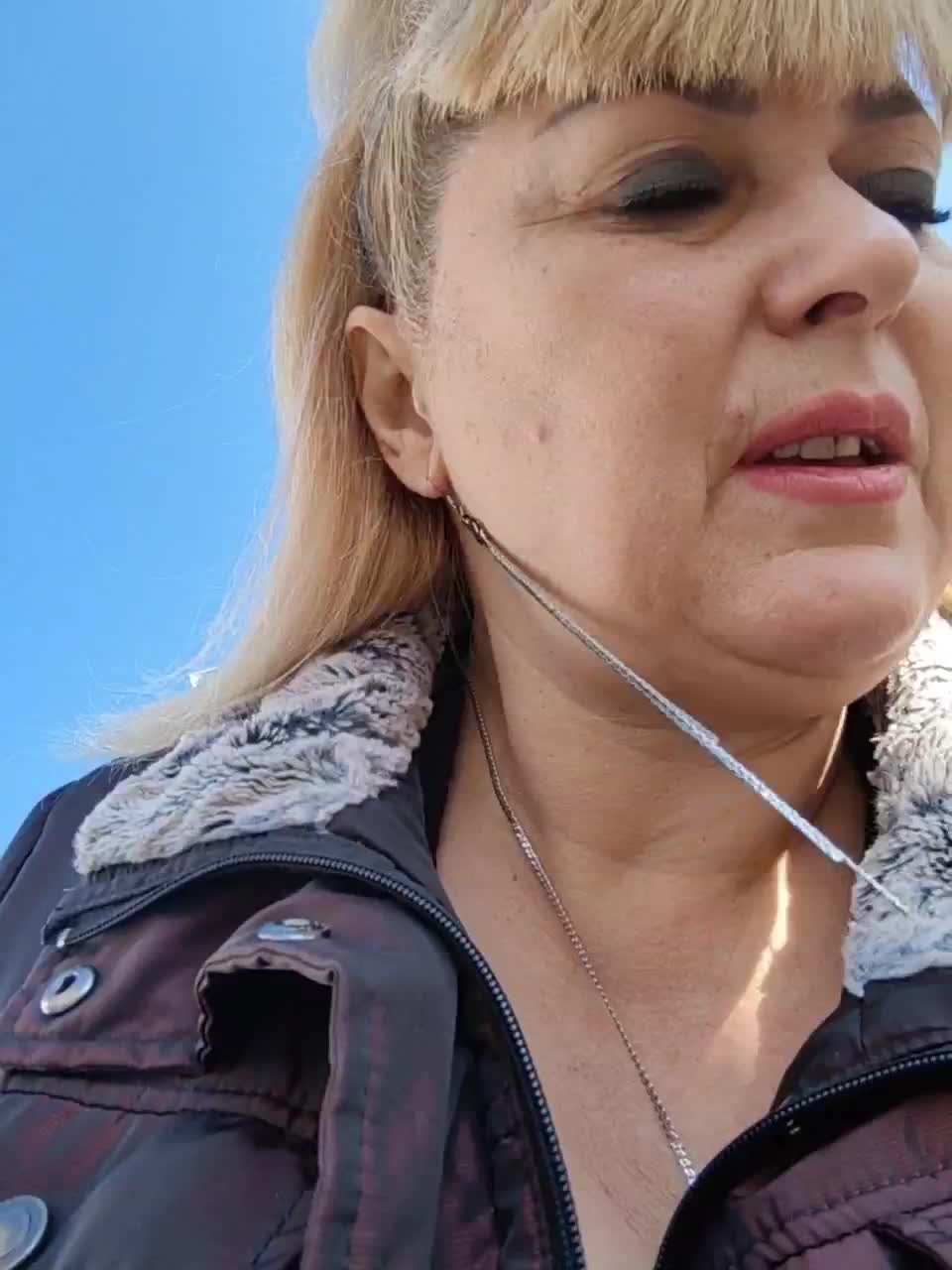 View or download file janna37 on 2023-01-14 from bongacams