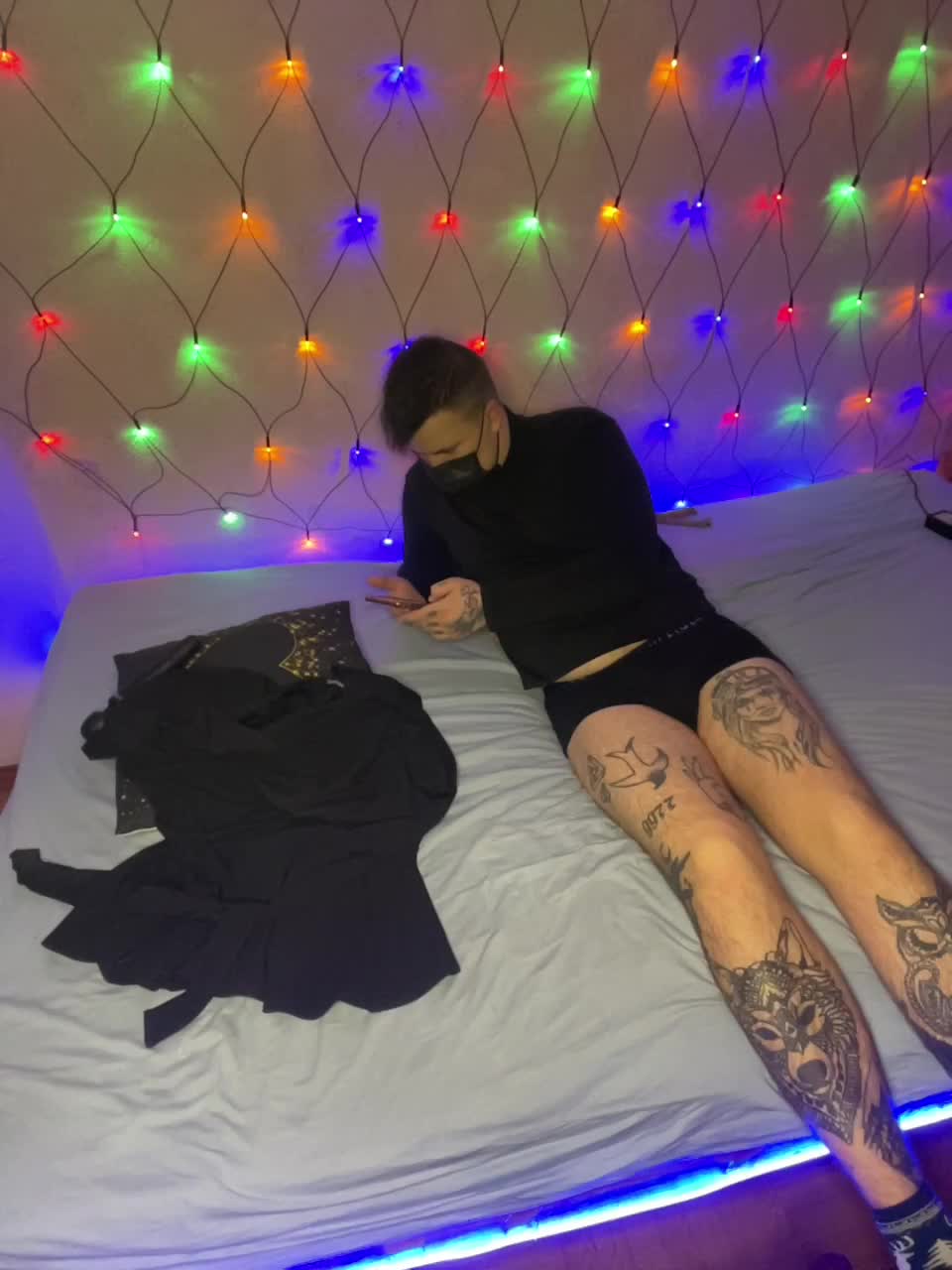 View or download file sexyguys69 on 2023-01-14 from bongacams