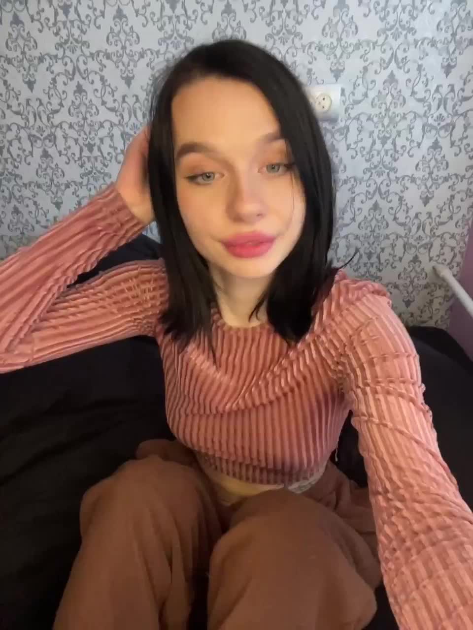 View or download file kjpolly on 2023-01-16 from bongacams