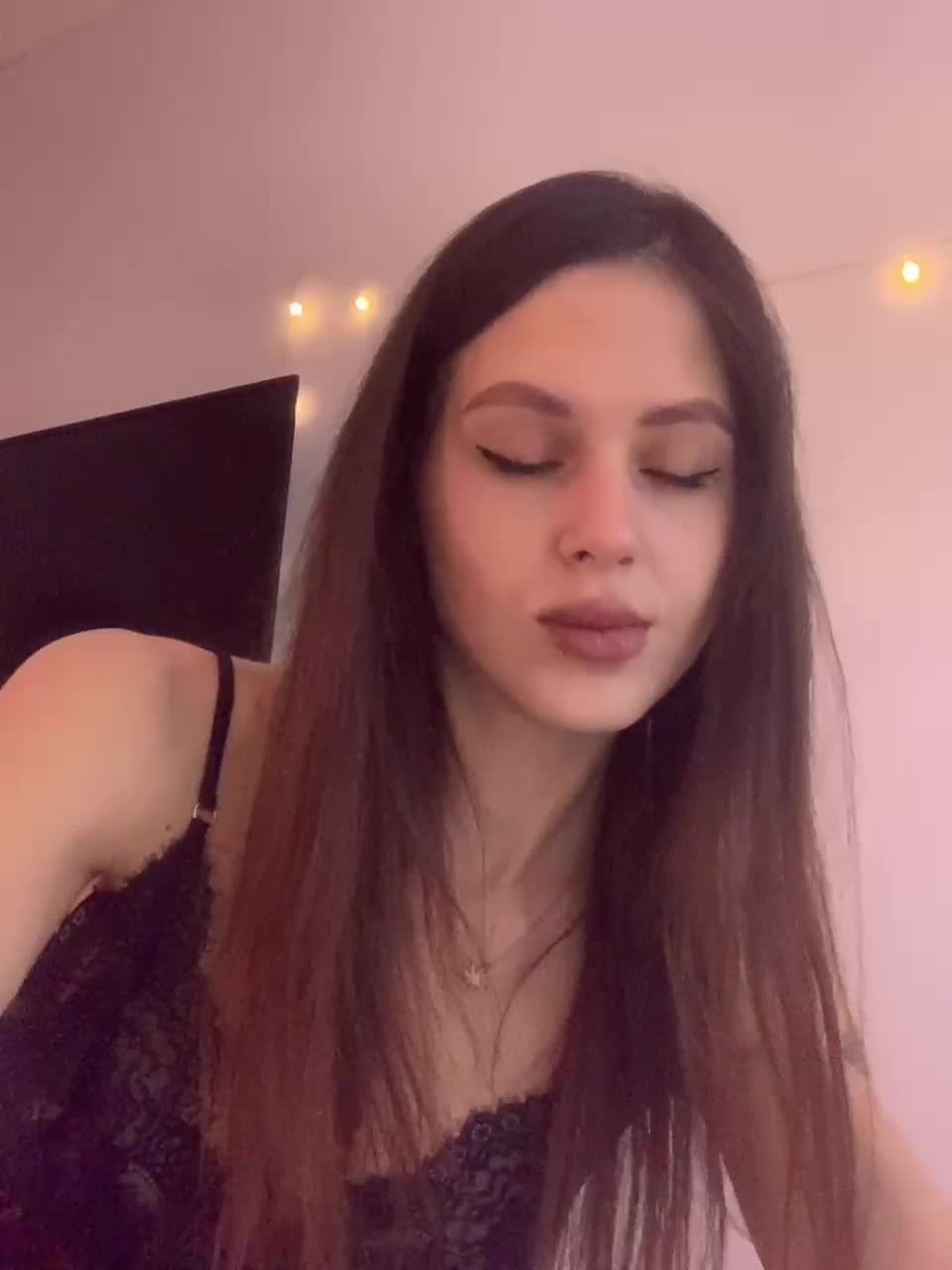 View or download file shawty420 on 2023-01-16 from bongacams