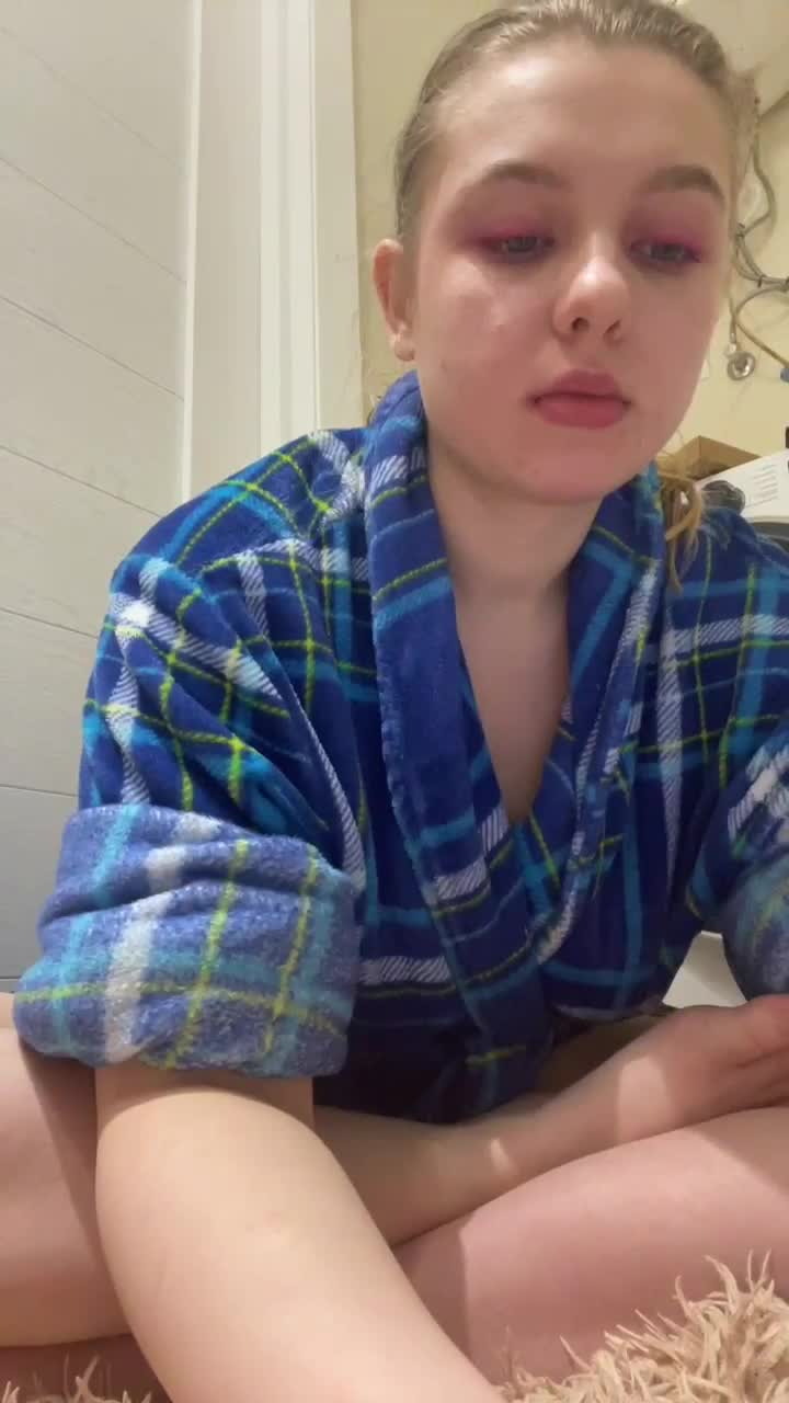 View or download file jucielussie on 2023-01-17 from bongacams