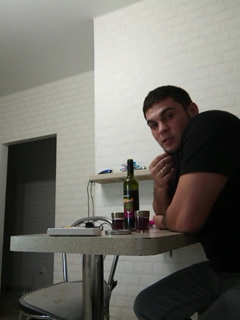 View or download file sex_mashine69 on 2023-01-17 from bongacams