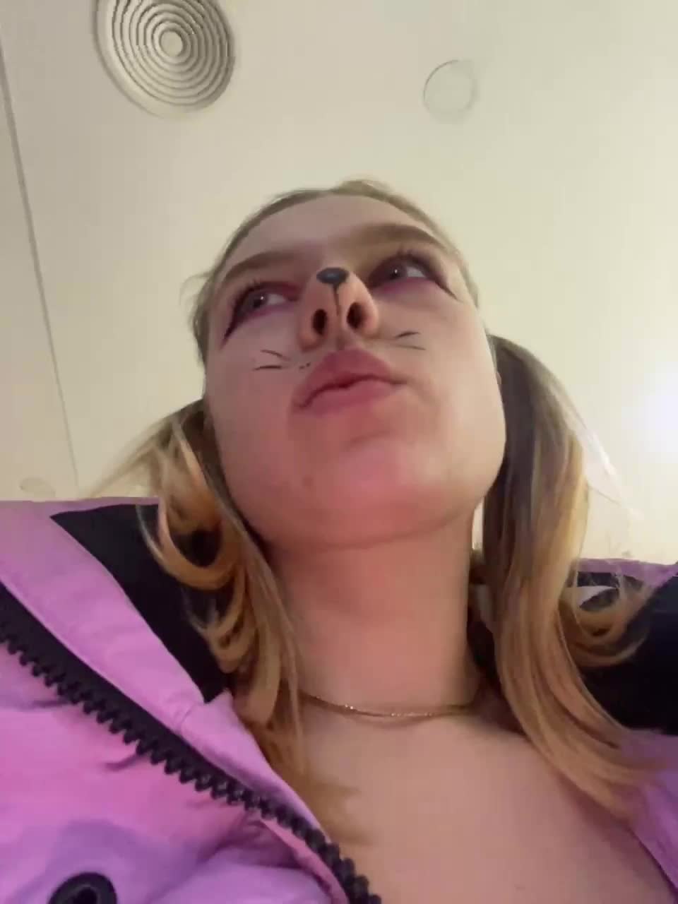 View or download file jucielussie on 2023-01-18 from bongacams