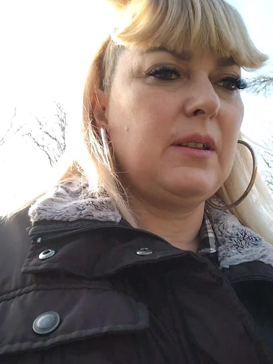 View or download file janna37 on 2023-01-19 from bongacams