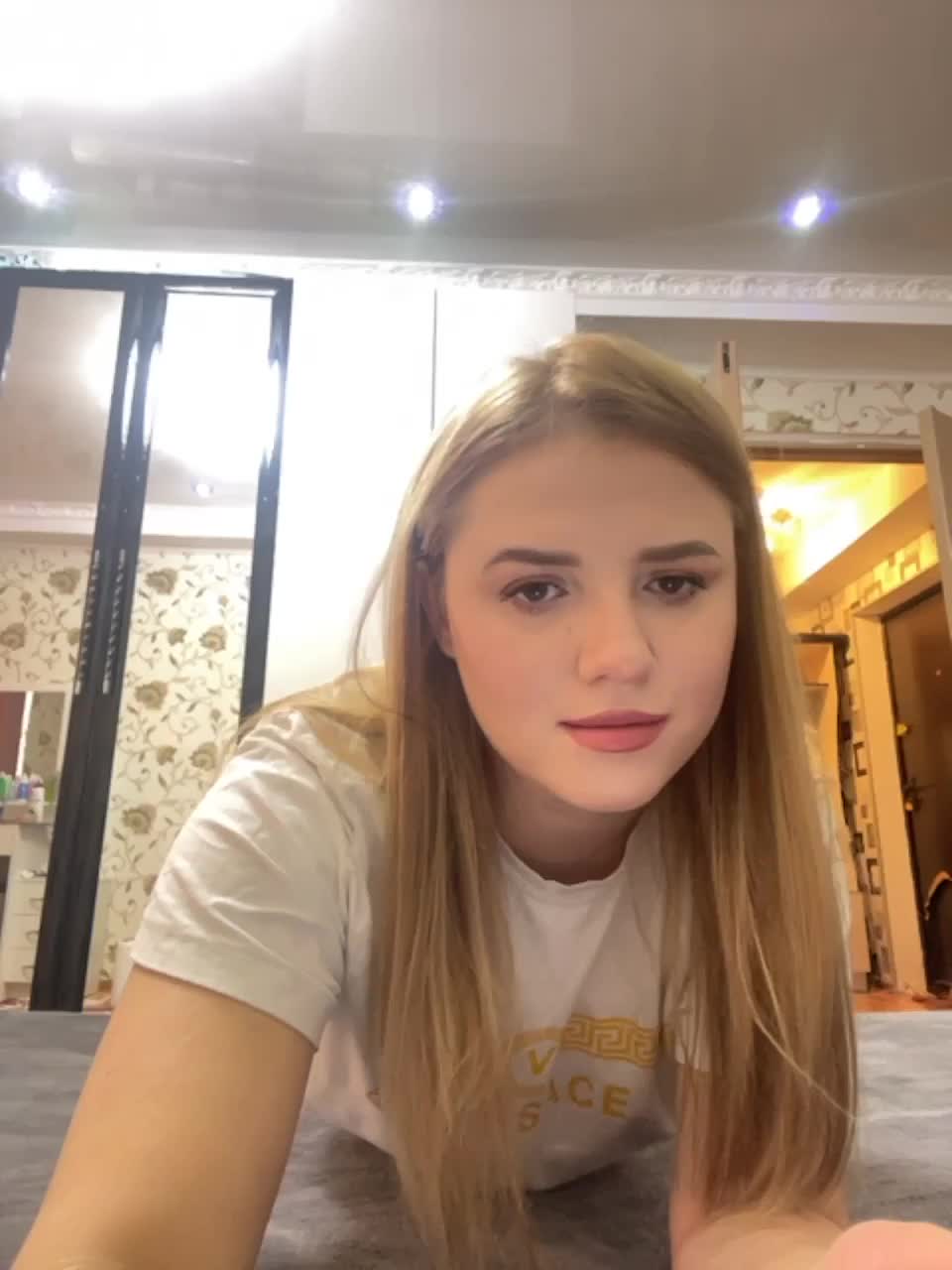 View or download file butterflysay on 2023-01-20 from bongacams