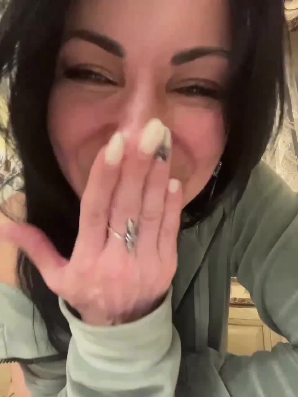 View or download file louisejenkin on 2023-01-20 from bongacams