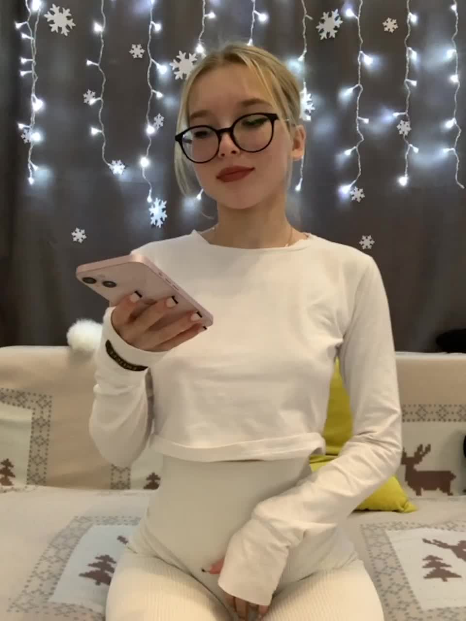 View or download file mispopi on 2023-01-20 from bongacams