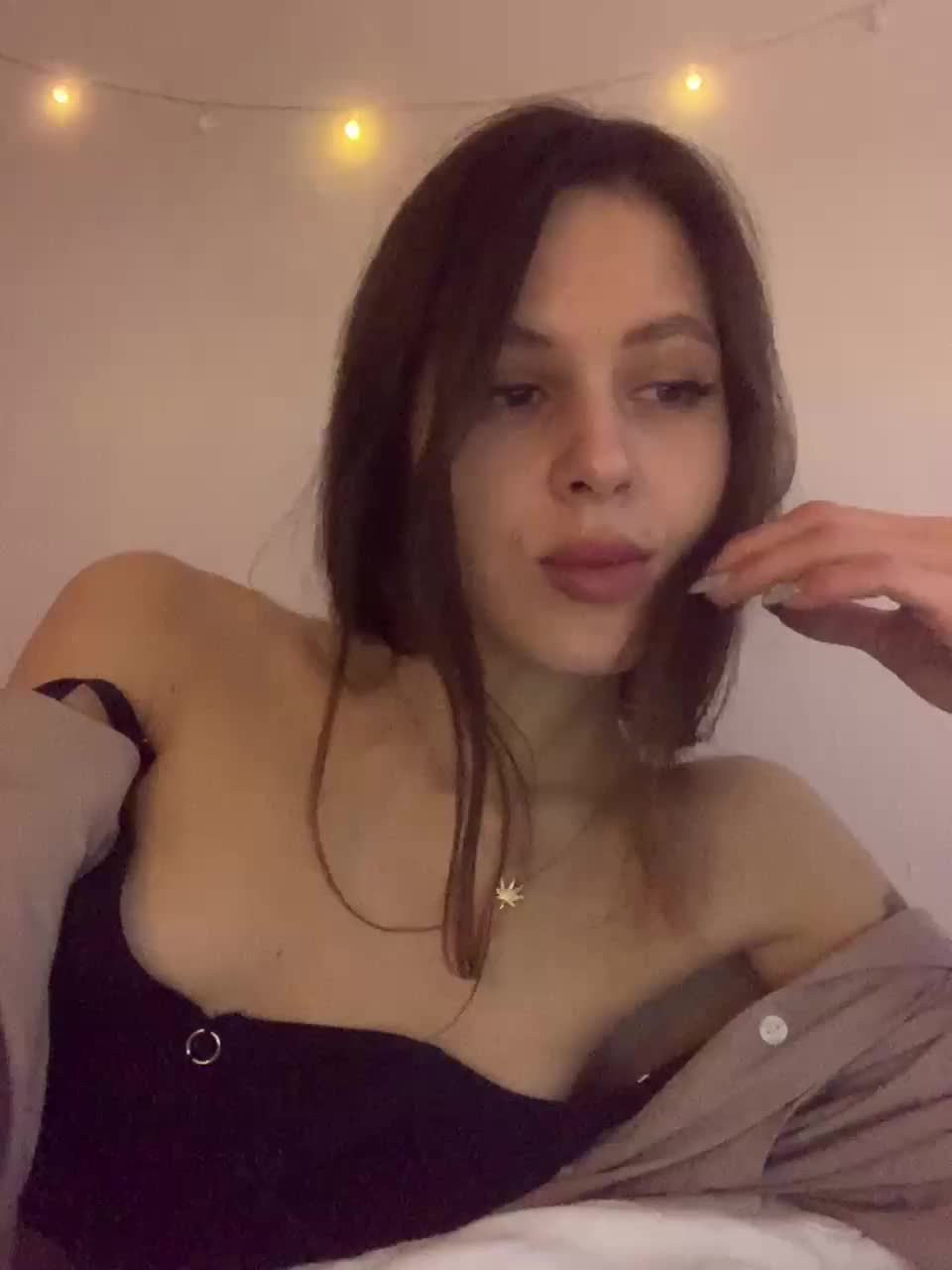 View or download file shawty420 on 2023-01-21 from bongacams