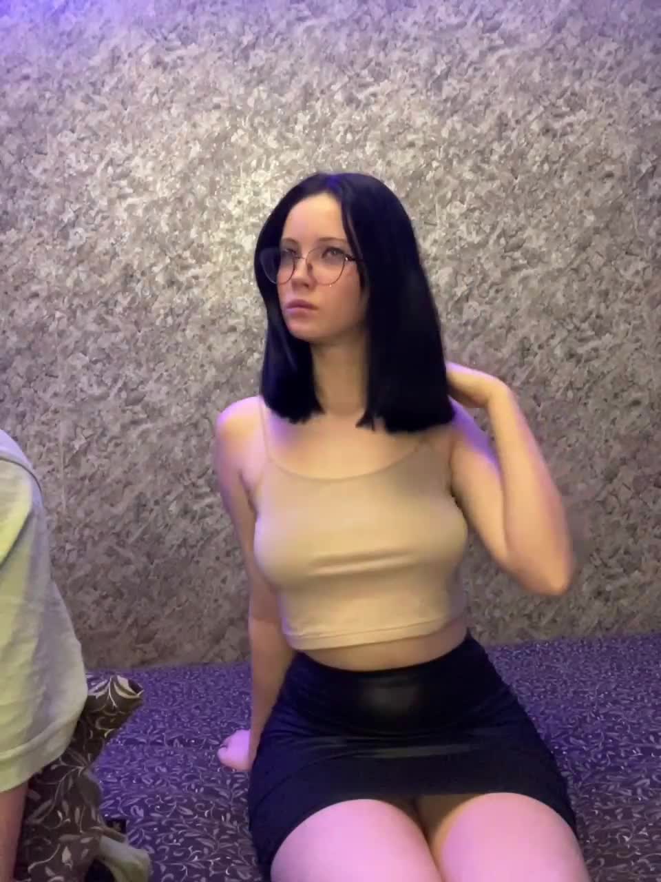 View or download file asunayri on 2023-01-22 from bongacams