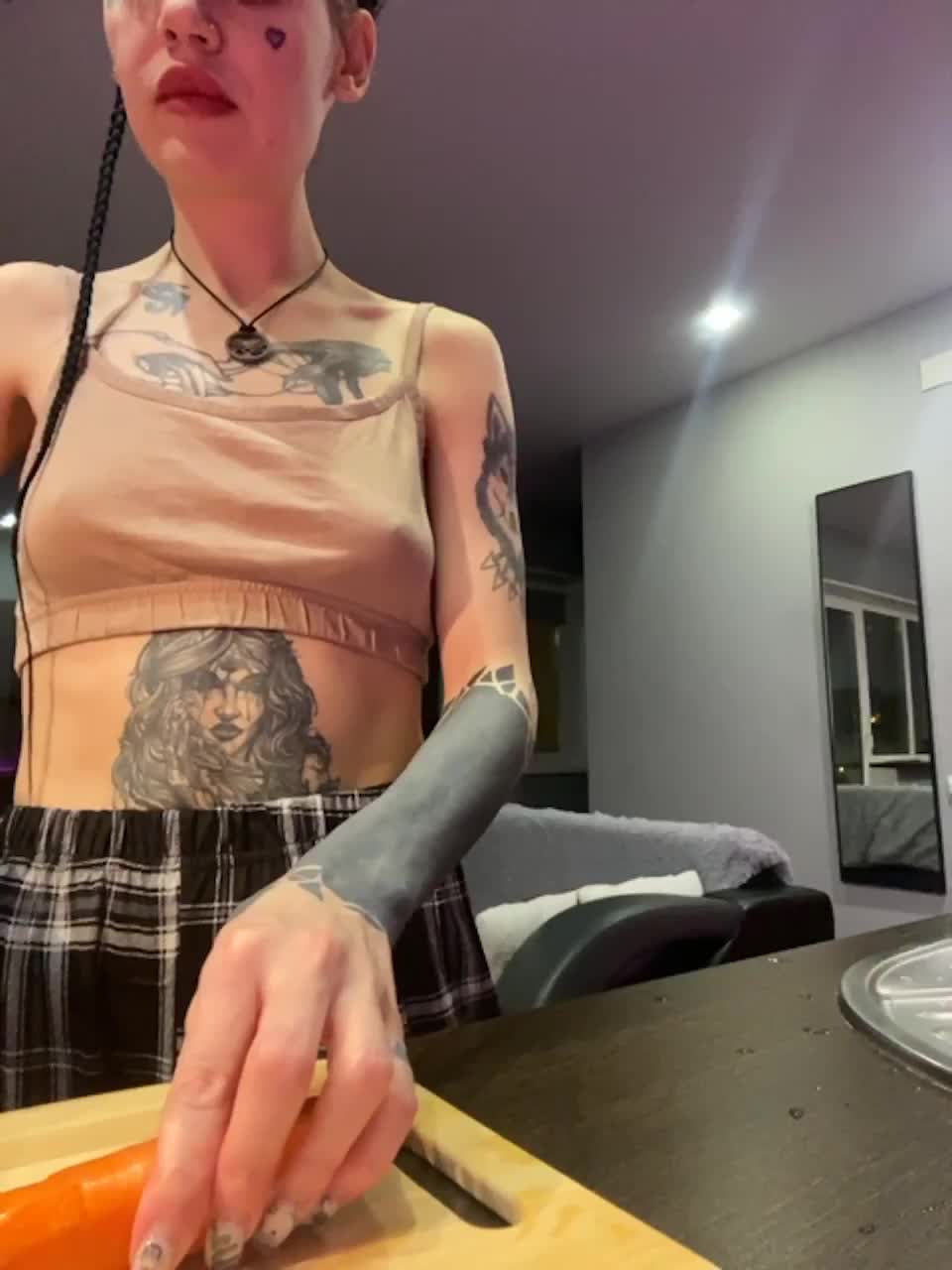 View or download file realalicebim on 2023-01-22 from bongacams