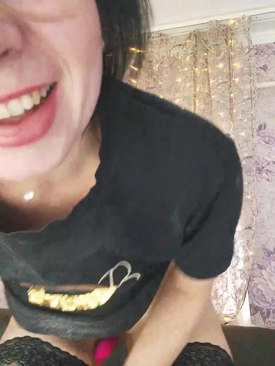 View or download file aureliyxxx on 2023-01-23 from bongacams