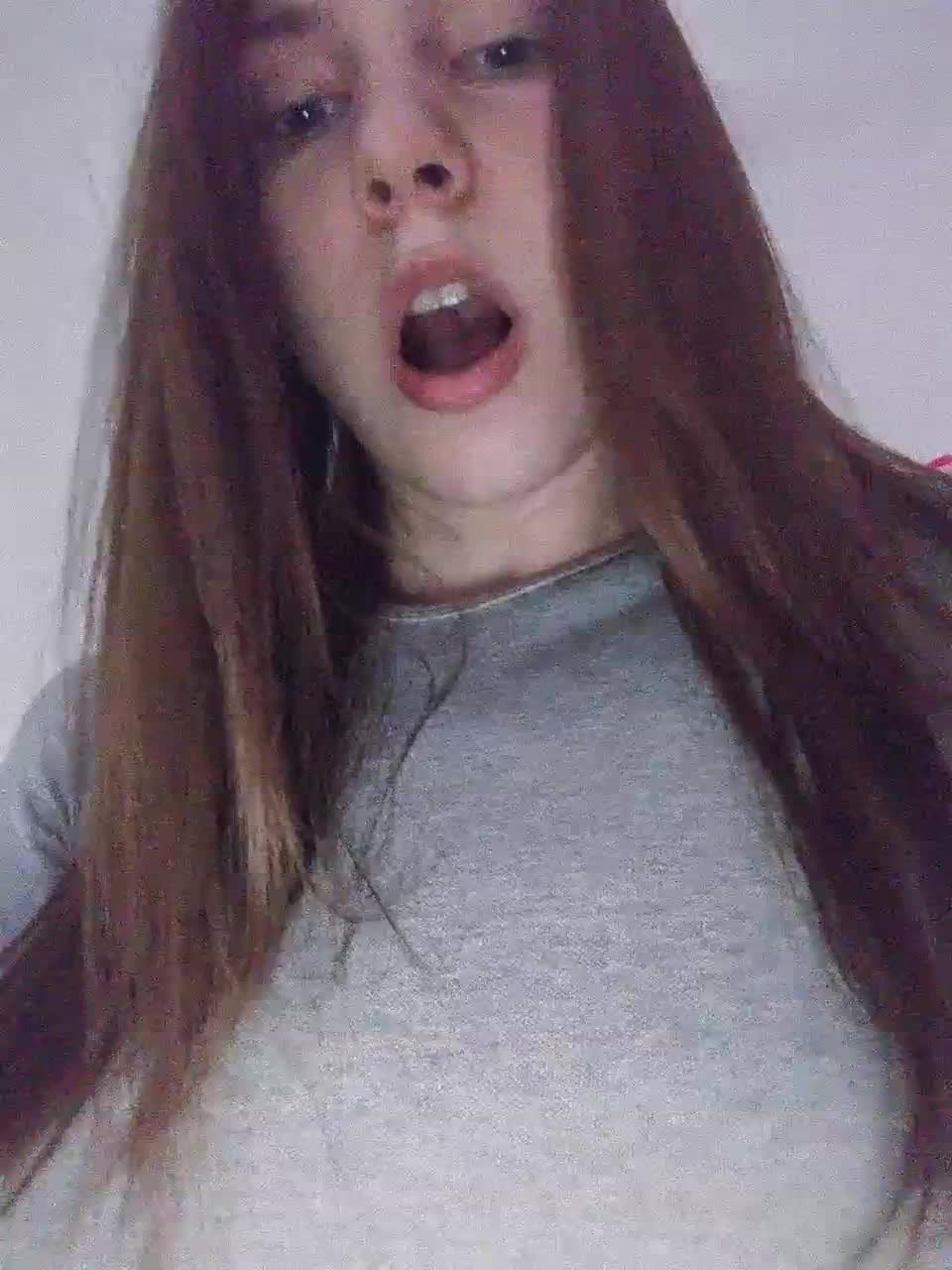 View or download file emilyev4ns on 2023-01-23 from bongacams