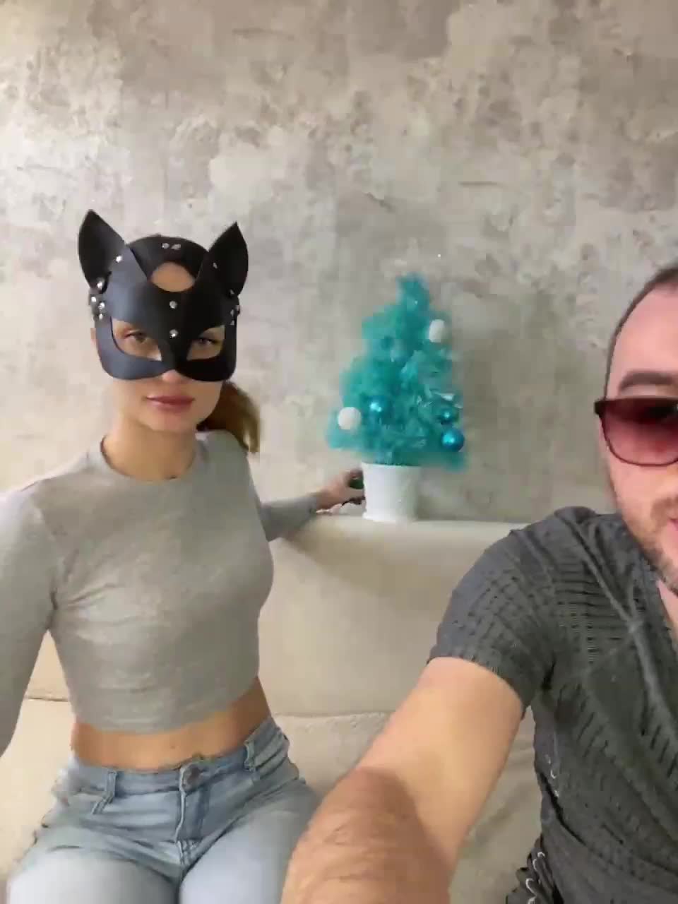 View or download file tchlen1 on 2023-01-24 from bongacams