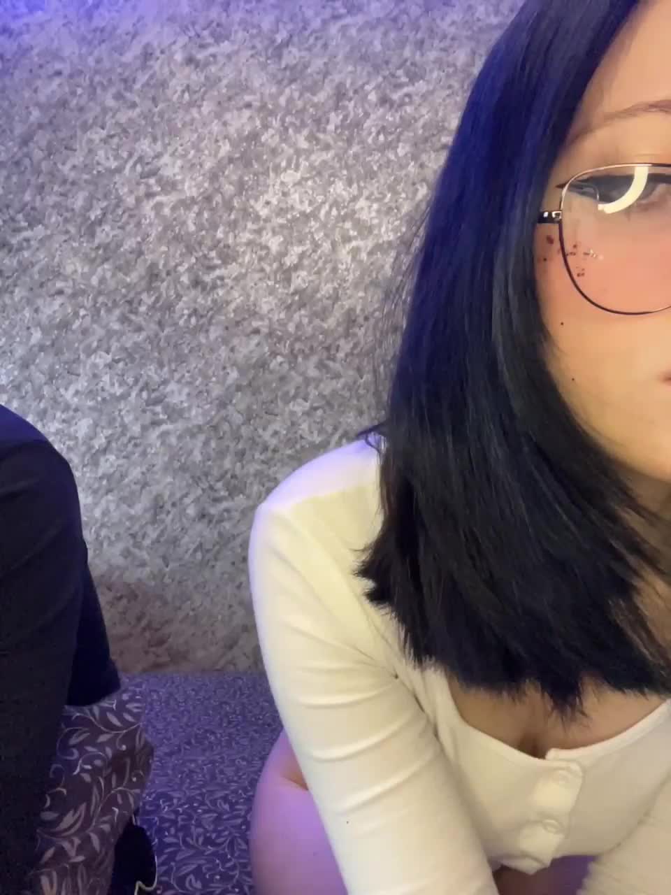 View or download file asunayri on 2023-01-25 from bongacams