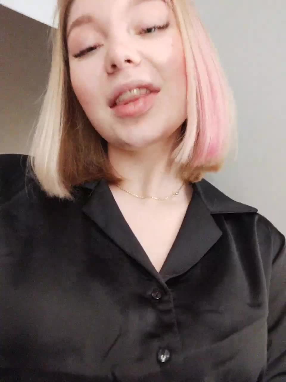 View or download file isabellast on 2023-01-25 from bongacams