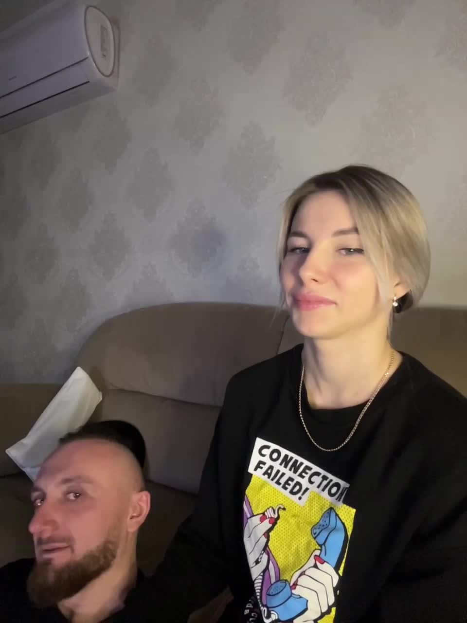 View or download file vik1one1 on 2023-01-25 from bongacams