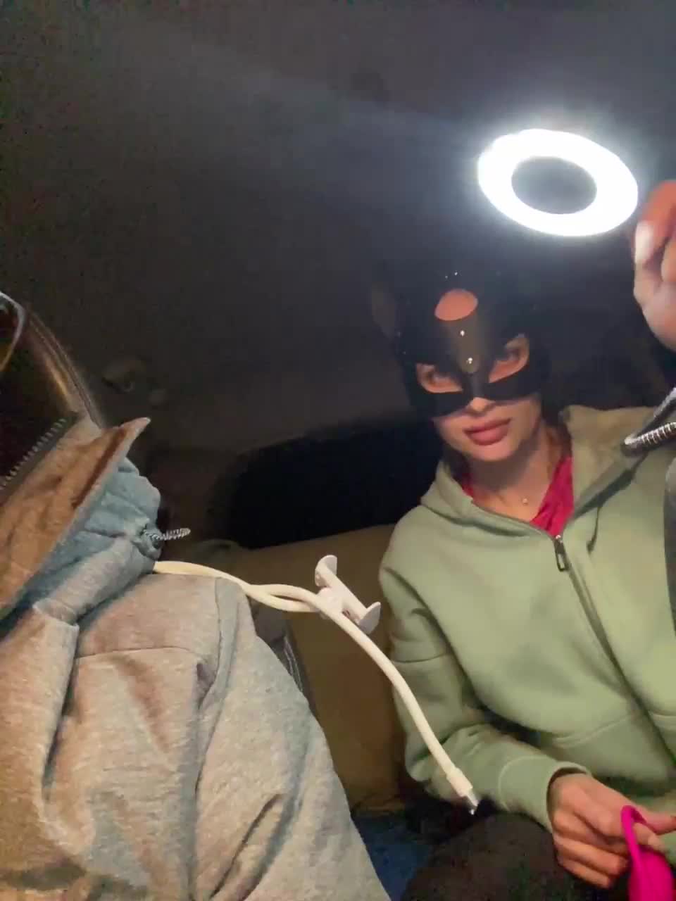 View or download file tchlen1 on 2023-01-29 from bongacams