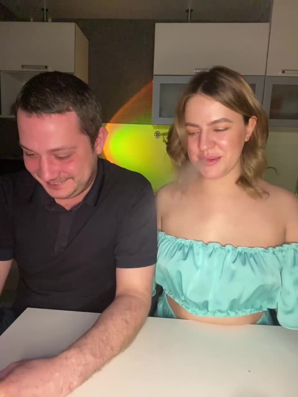 View or download file banana_peach on 2023-01-30 from bongacams