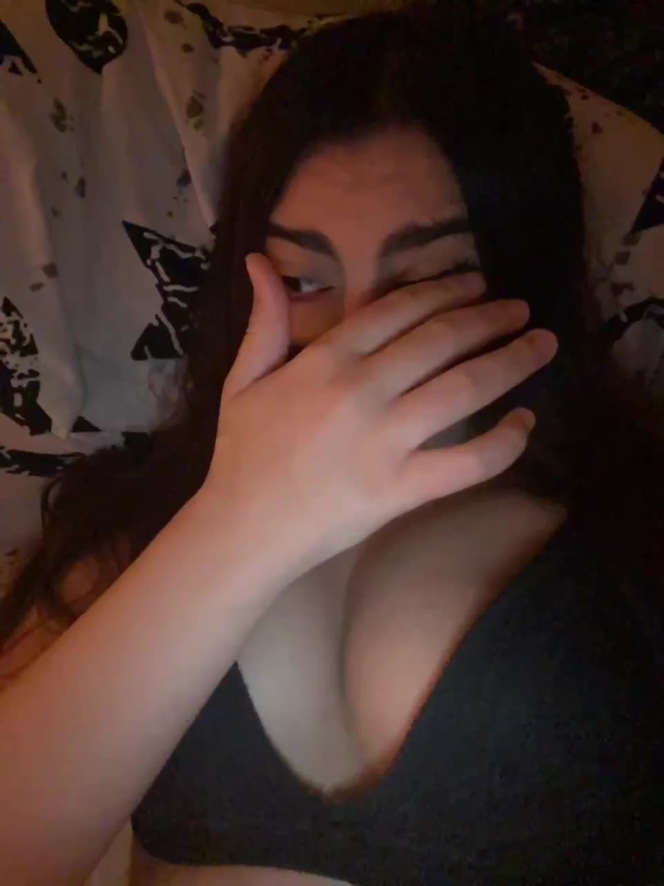 View or download file aloeloea on 2023-02-01 from bongacams