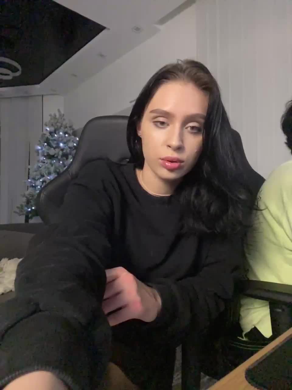 View or download file partynextnext on 2023-02-01 from bongacams