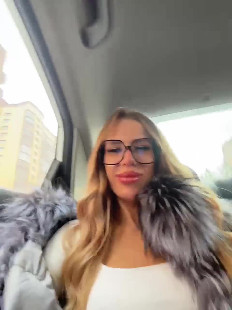 View or download file blondinochkaa on 2023-02-02 from bongacams