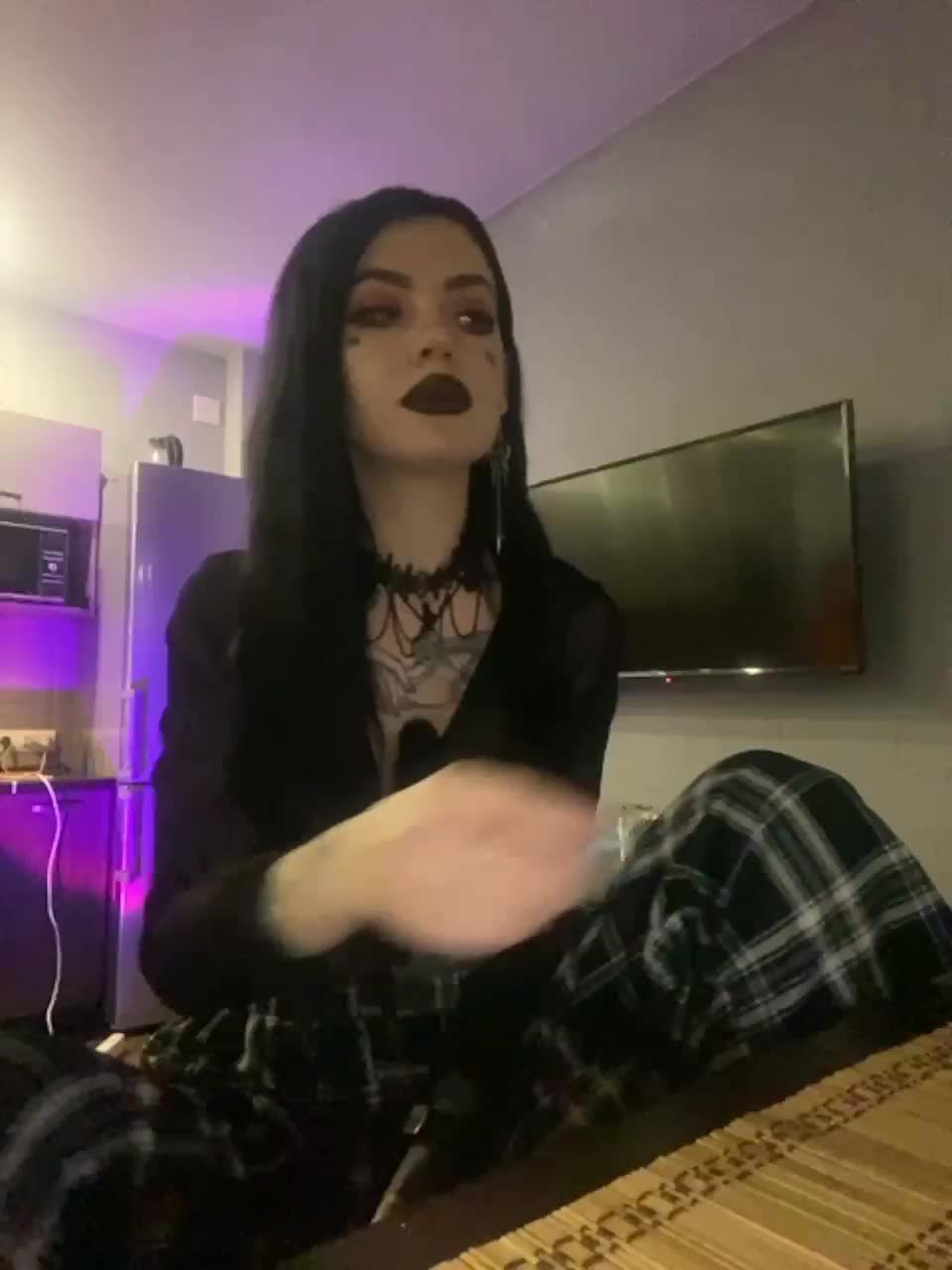 View or download file realalicebim on 2023-02-02 from bongacams