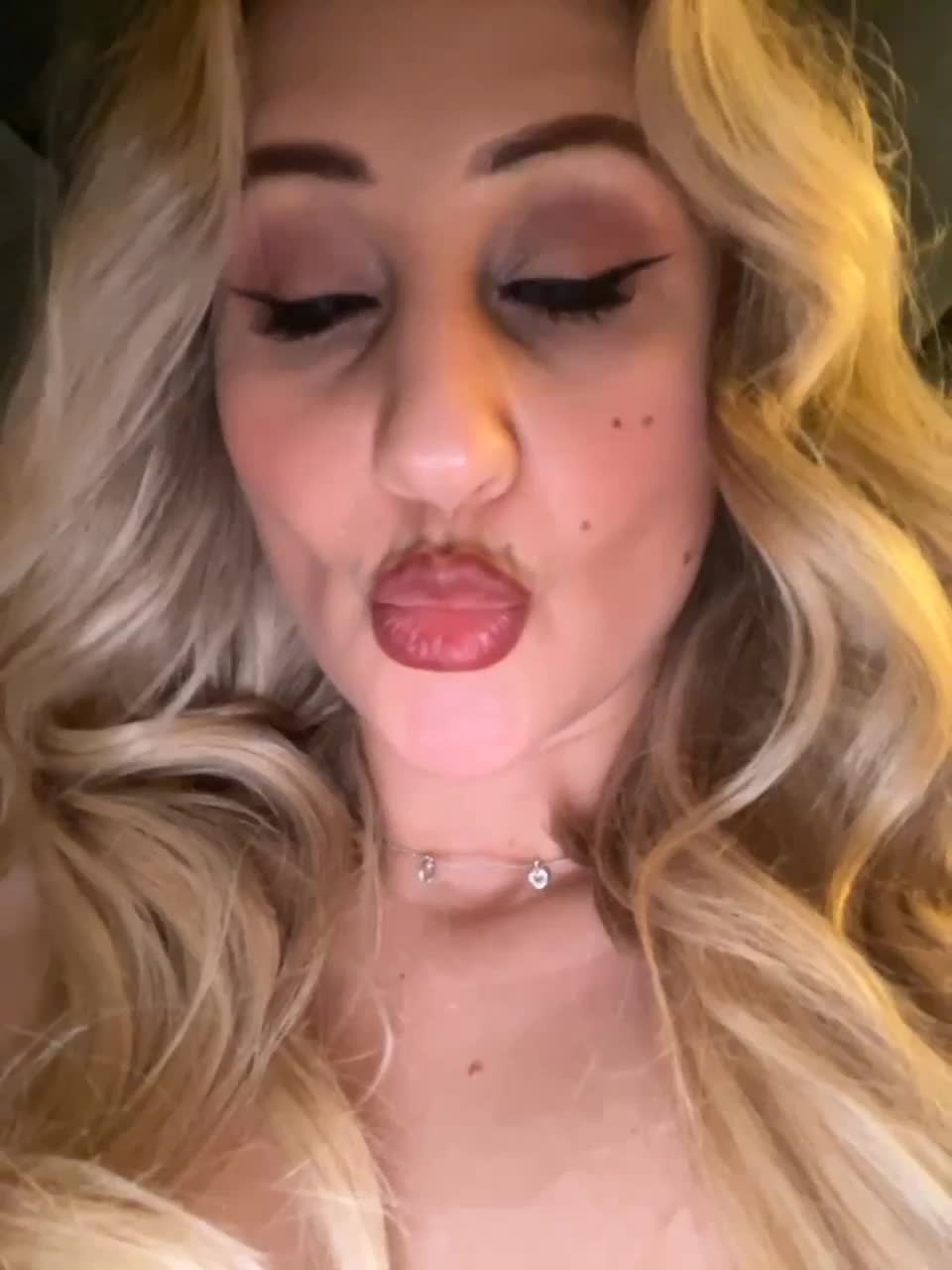 View or download file wowliliwow on 2023-02-02 from bongacams