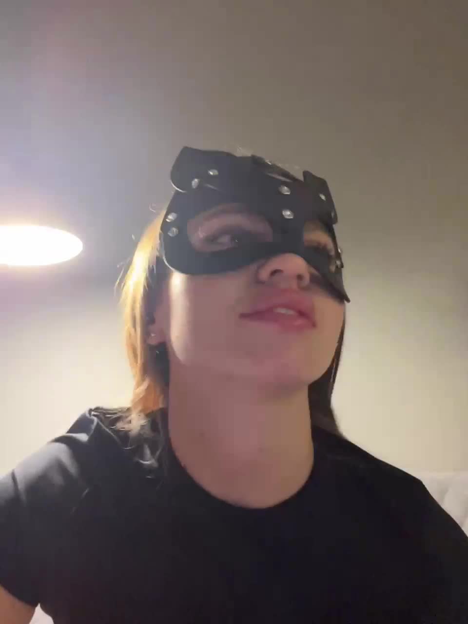 View or download file nataliecroys on 2023-02-03 from bongacams