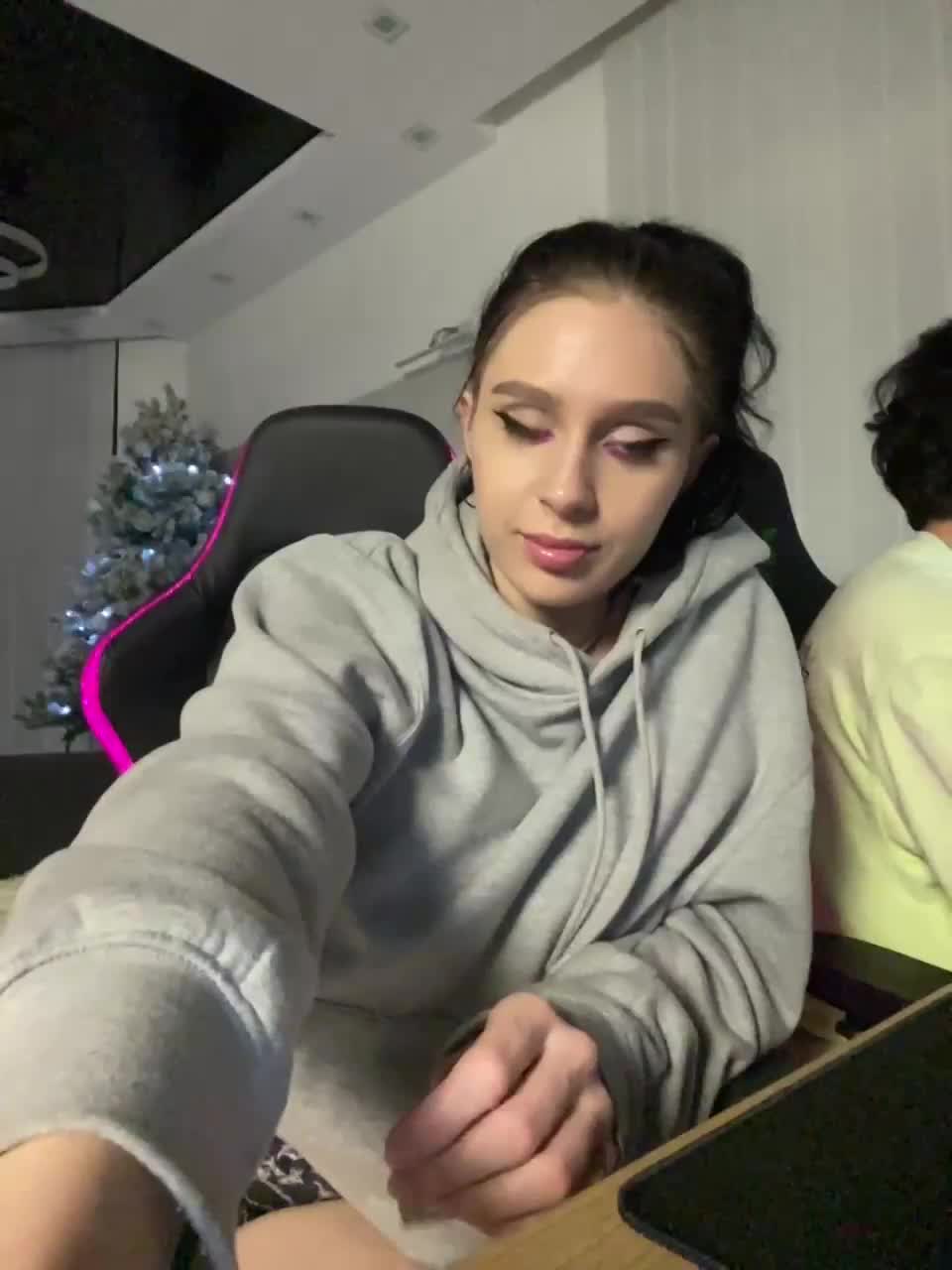 View or download file partynextnext on 2023-02-03 from bongacams