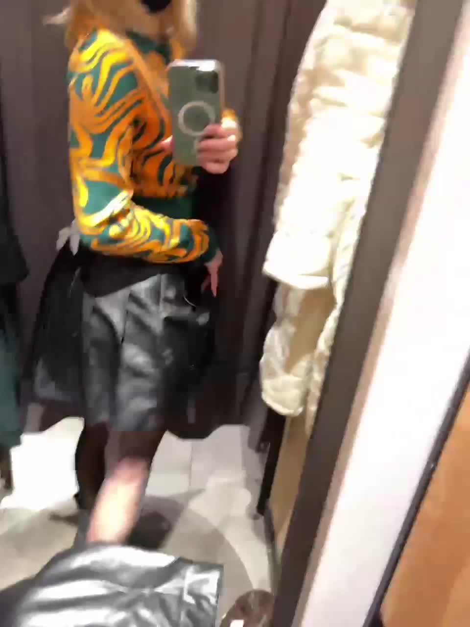 View or download file famouswomen on 2023-02-08 from bongacams