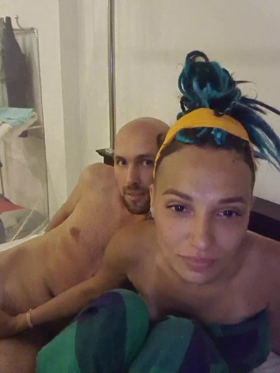 View or download file hakunacouple on 2023-02-08 from bongacams