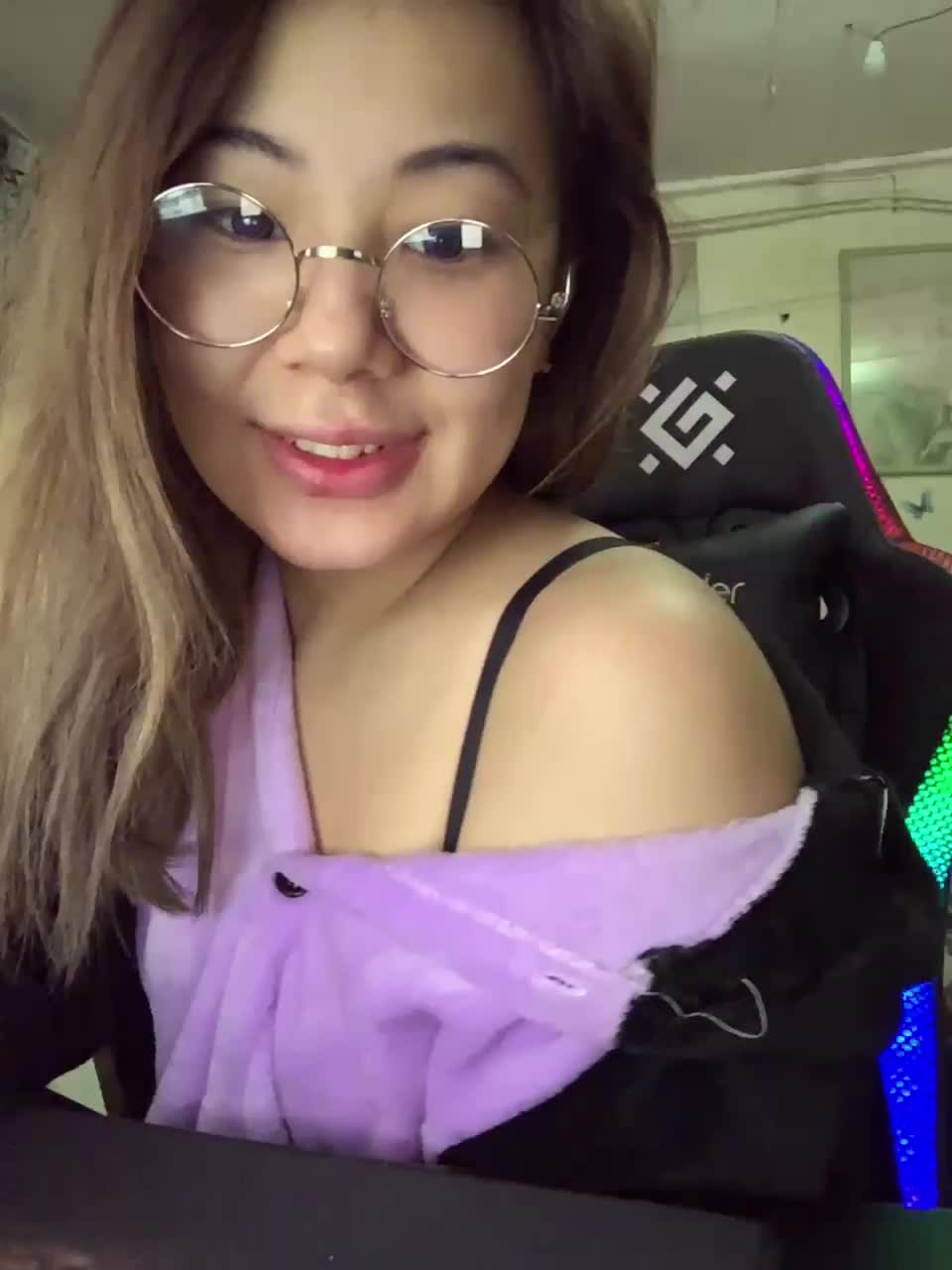 View or download file maliata on 2023-02-10 from bongacams