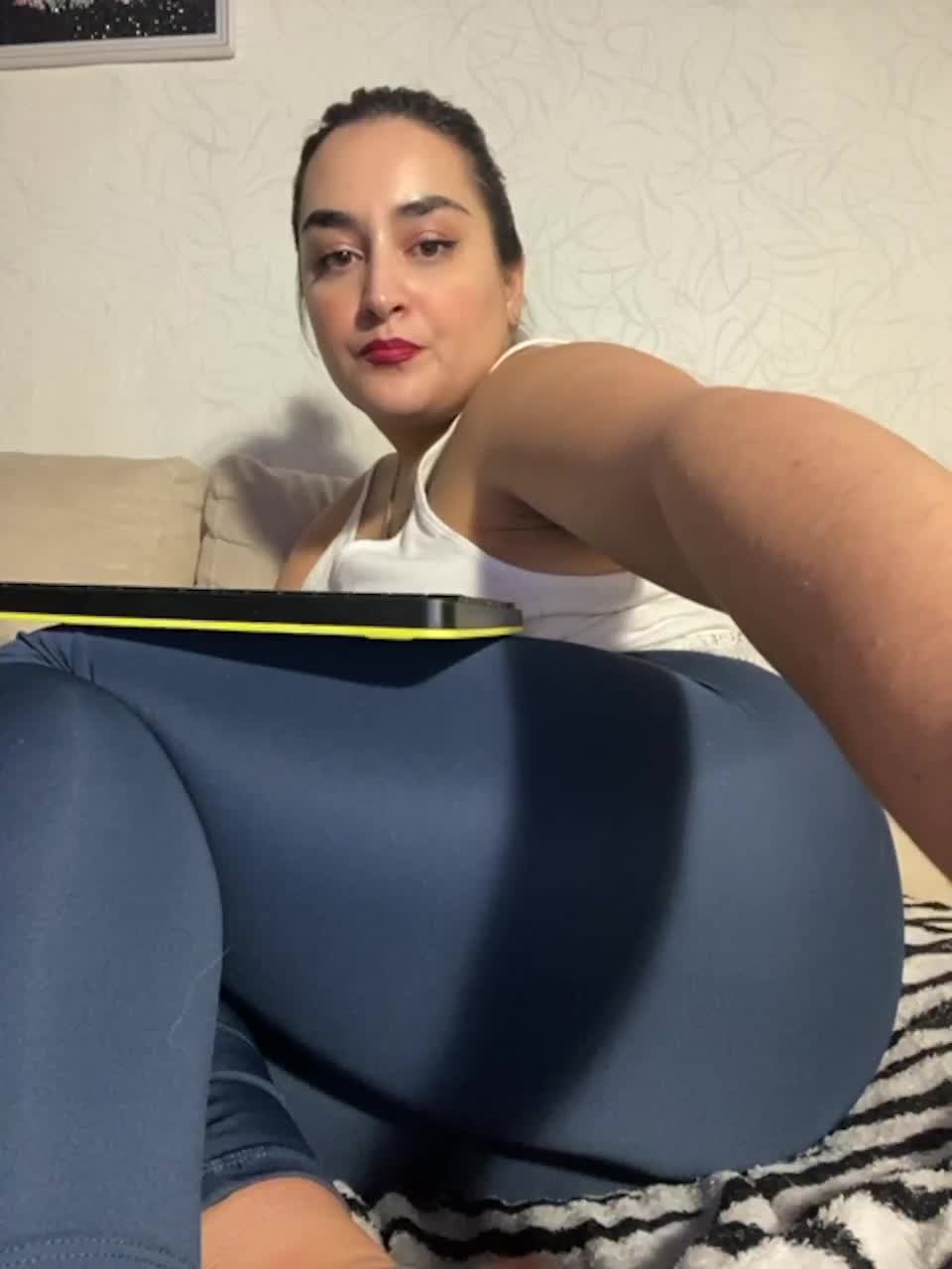 View or download file milalav on 2023-02-11 from bongacams
