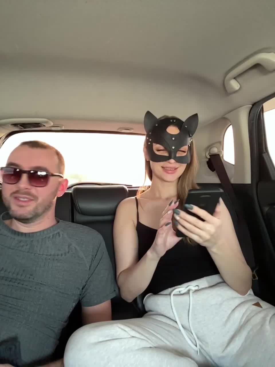 View or download file tchlen1 on 2023-02-11 from bongacams