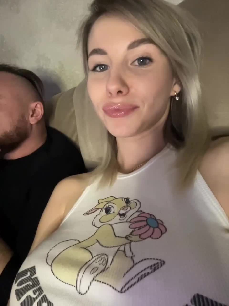 View or download file vik1one1 on 2023-02-11 from bongacams