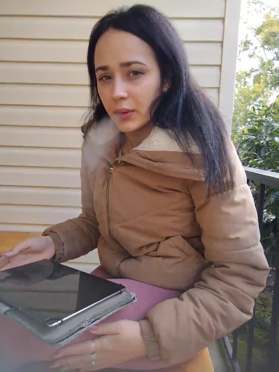 View or download file agilarina1 on 2023-02-12 from bongacams